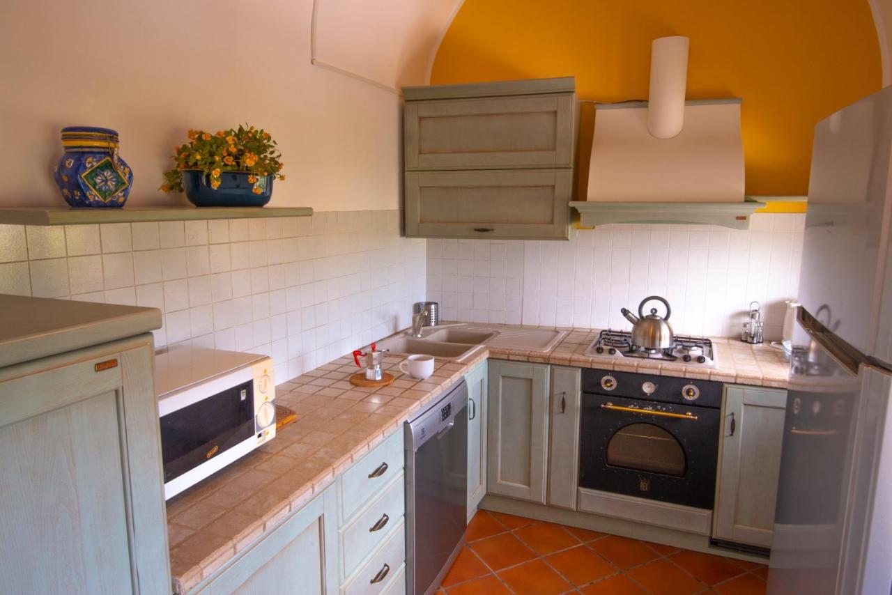 Bed and Breakfast Torre Caetana Minturno Exterior foto